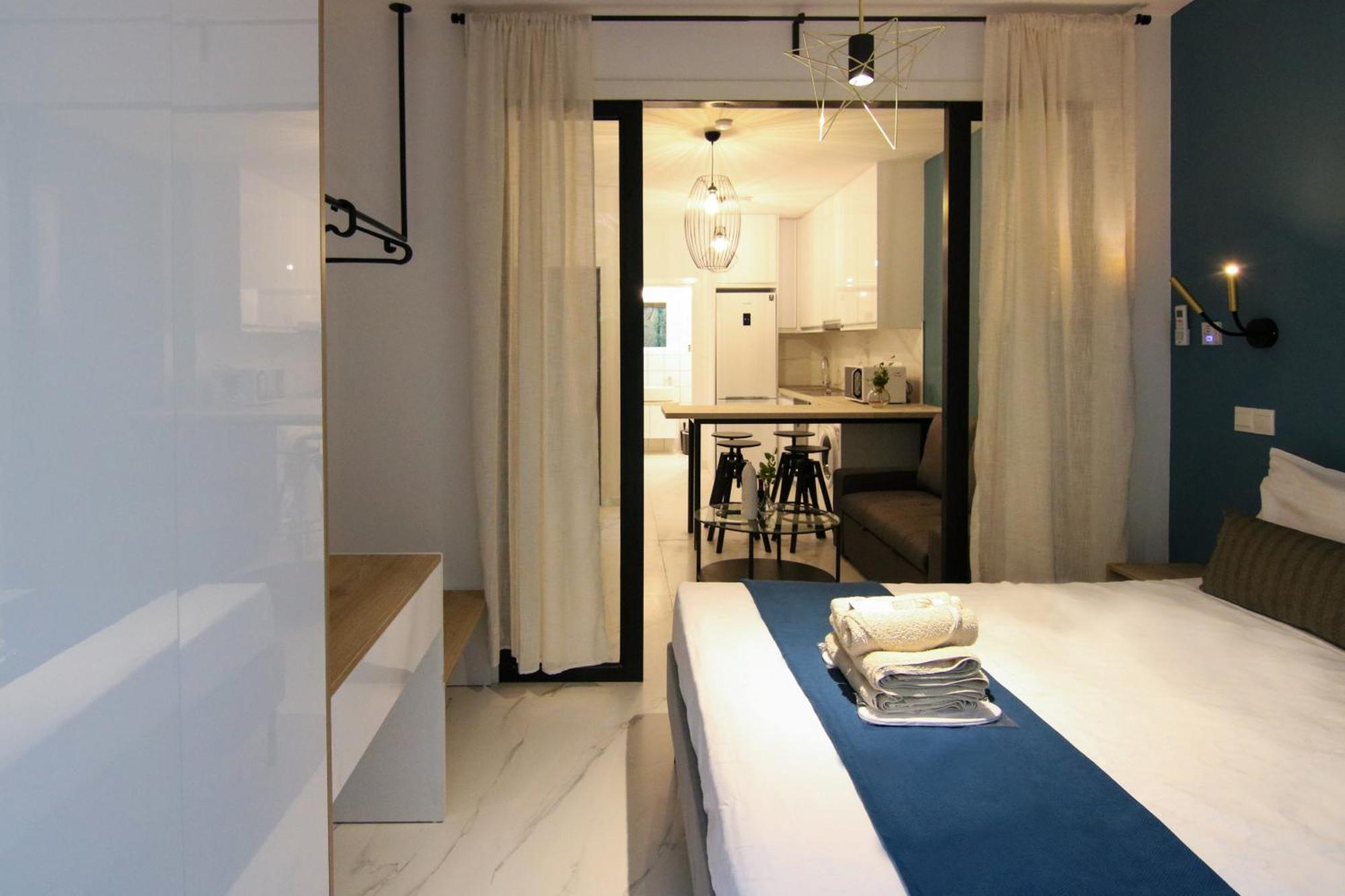 Phaedrus Living Seaside Romantic Flat Limnaria 123 파포스 외부 사진